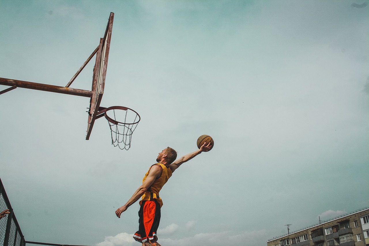 Let’s Learn about Customized Basketball Sports Uniforms